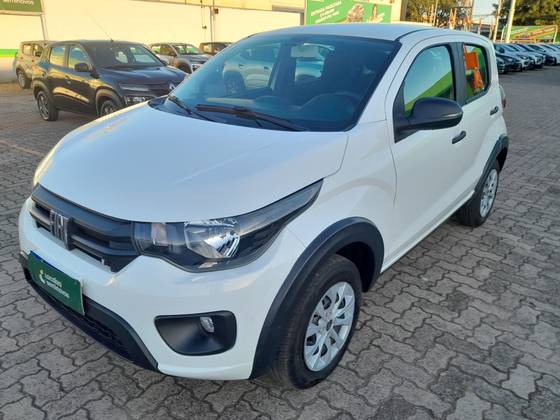 FIAT MOBI 1.0 EVO FLEX LIKE. MANUAL FIAT MOBI 1.0 EVO FLEX LIKE. MANUAL